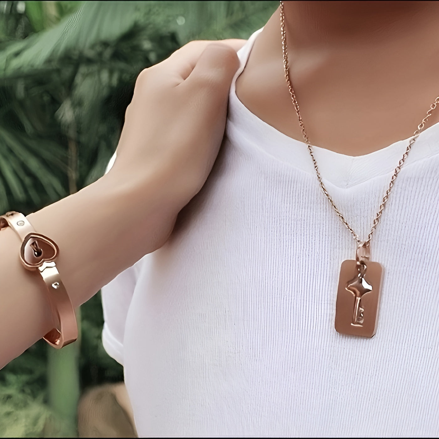 Moniva™ | Bracelet Loverlock Doré avec Détails Brillants